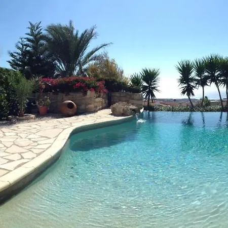 Villa Adonia - Tj *